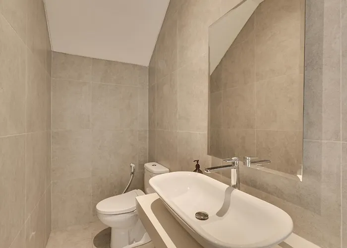 New! Rhys Pererenan By Nabe Hospitality Management Canggu (Bali)